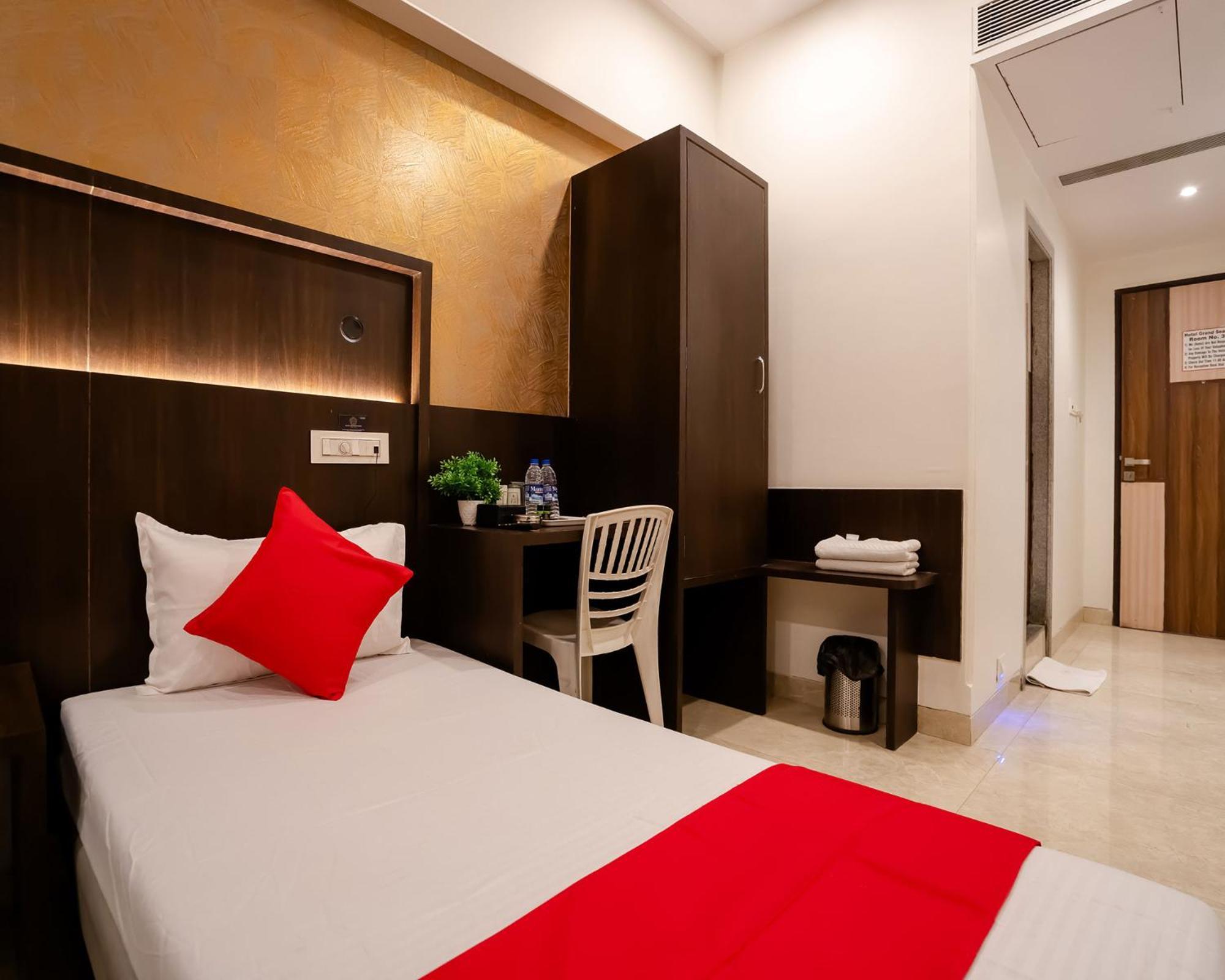 Hotel Grand Seasons- Navi Mumbai Zewnętrze zdjęcie