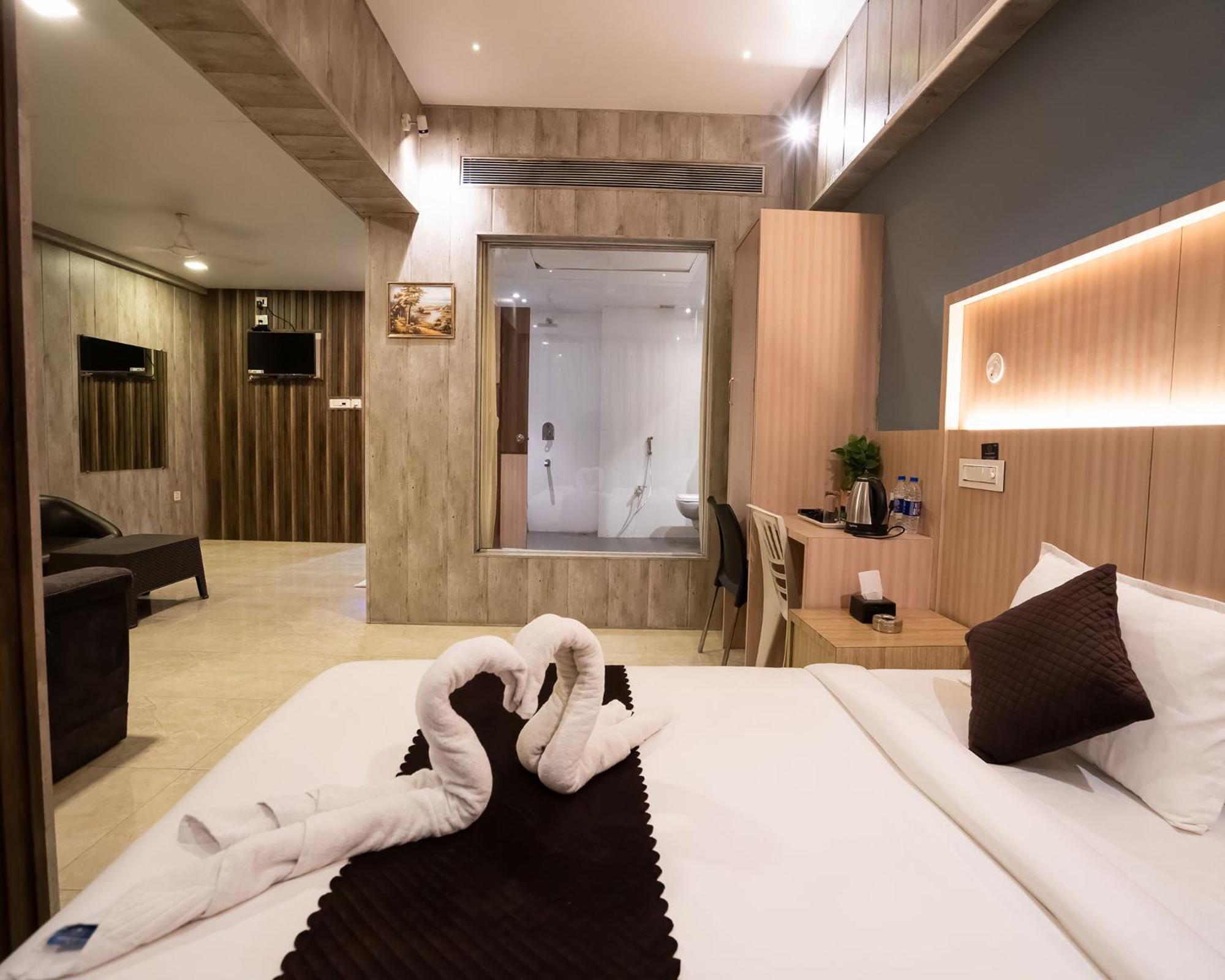 Hotel Grand Seasons- Navi Mumbai Zewnętrze zdjęcie