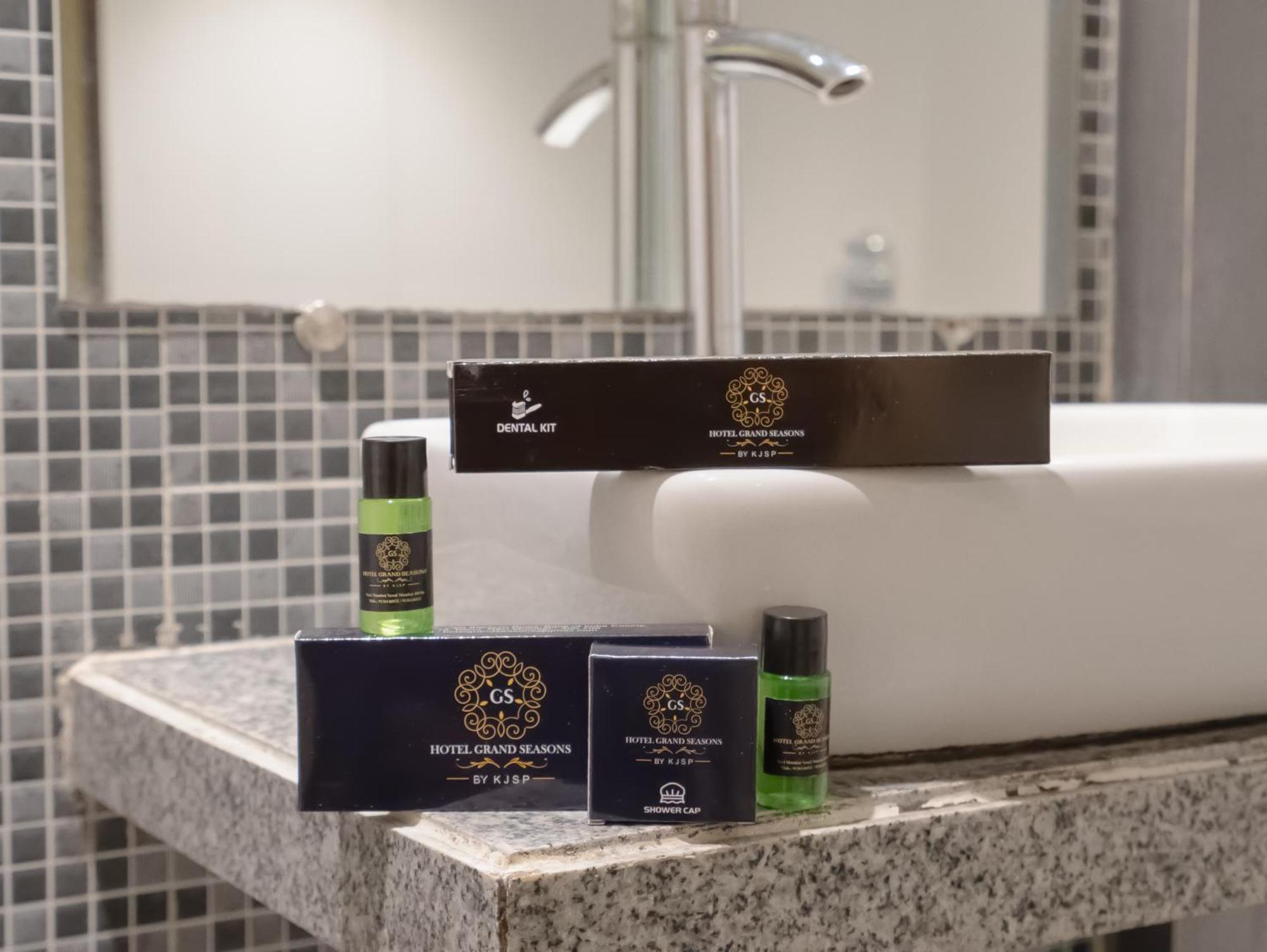 Hotel Grand Seasons- Navi Mumbai Zewnętrze zdjęcie